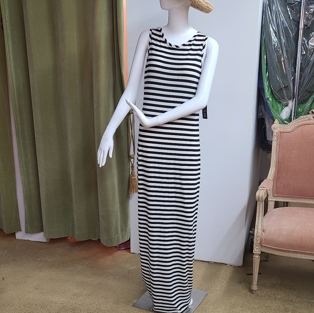 NWT Kamali Kulture Striped Maxi Dress